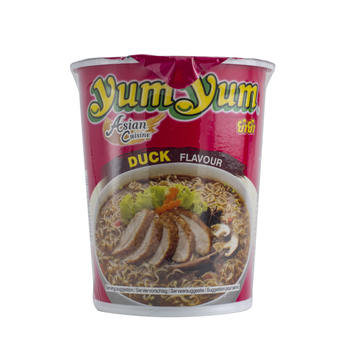Yum Yum Duck flavour instant noodles