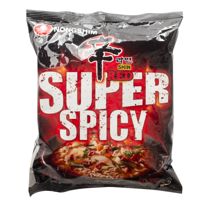 Nongshim Shin red super spicy noodles
